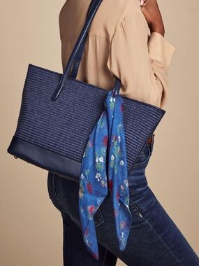 Patricia Nash Verzi Tote NWT in Midnight Navy Blue
